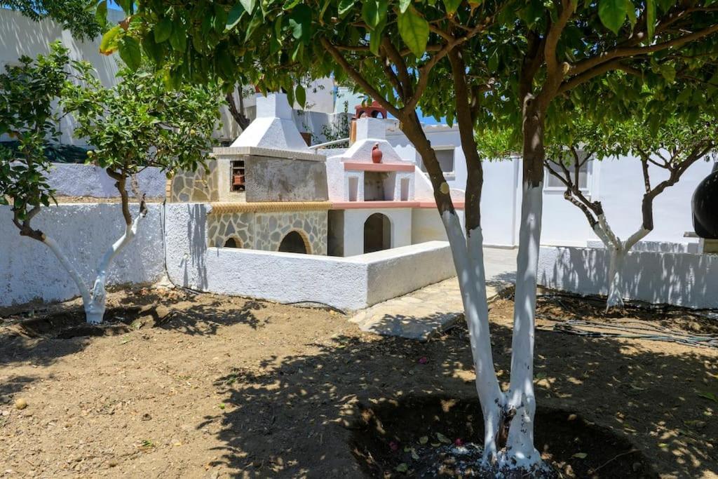 Smaragdi Leros * Agia Marina (Leros)