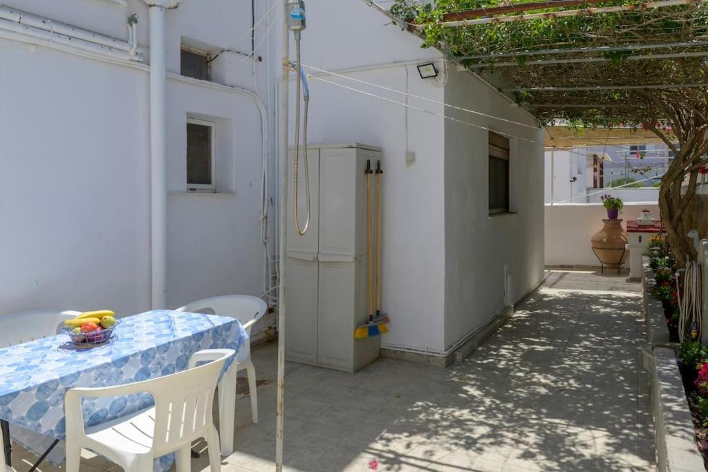 Smaragdi Leros *